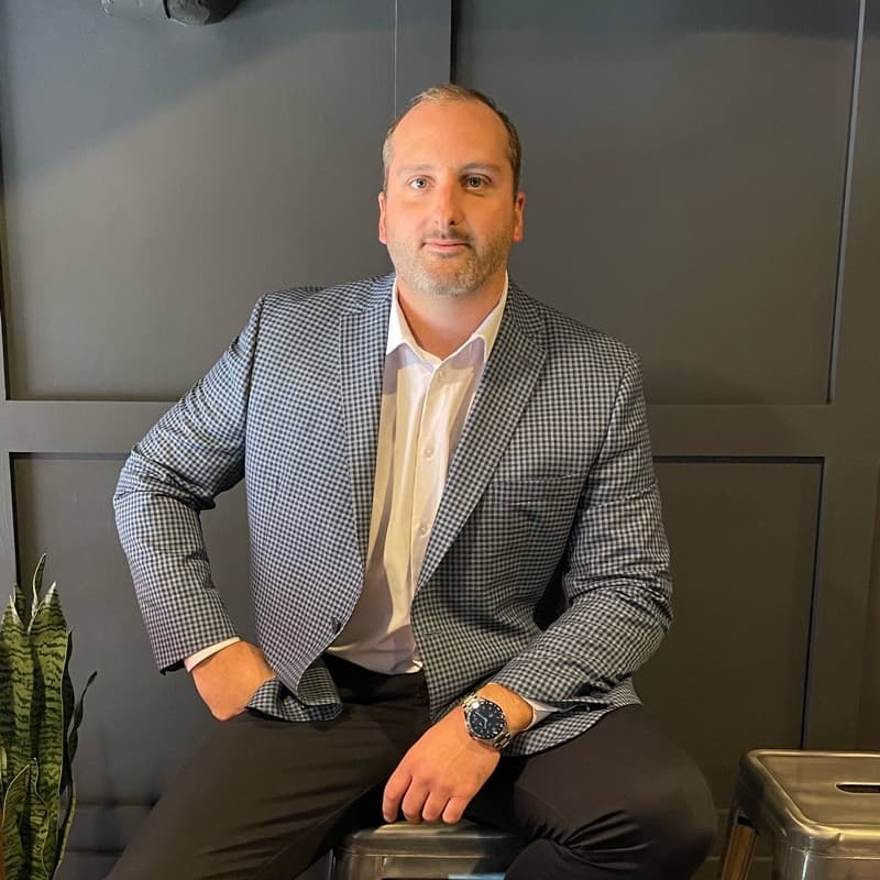 Portrait of Derek Heering